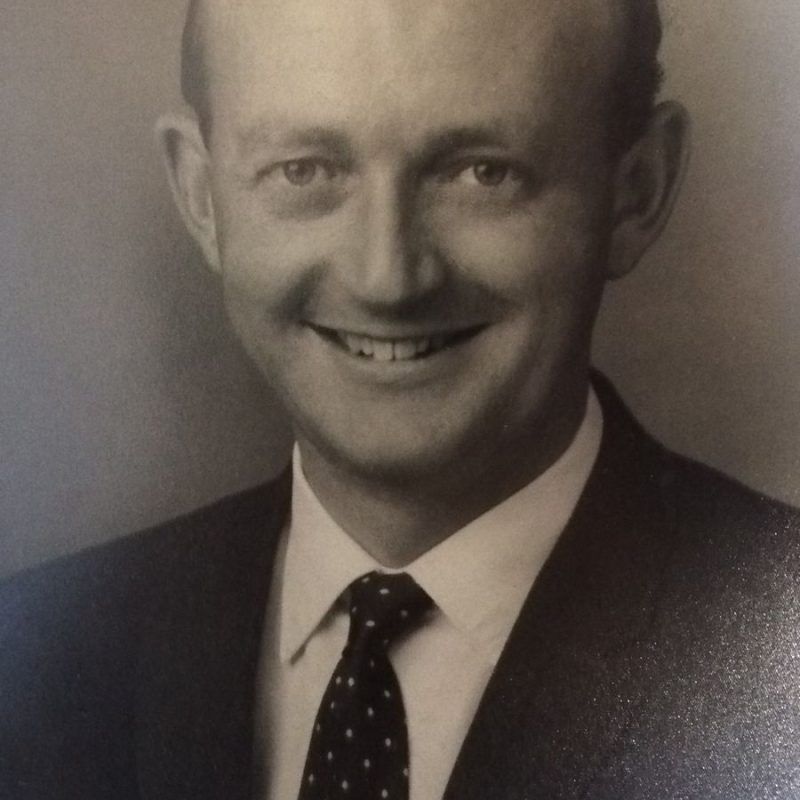 Gordon Cave